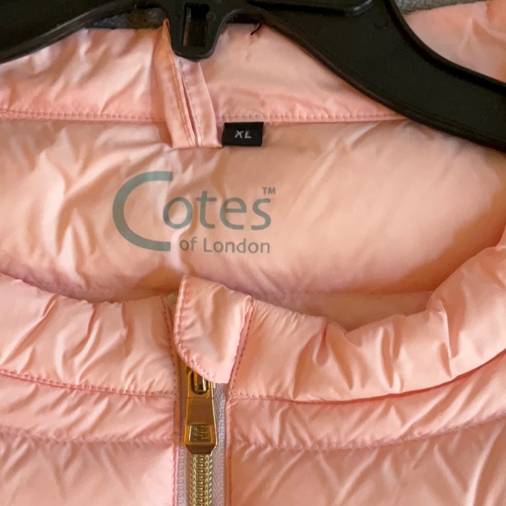 Cotes of London Pink Puffer Jacket/Vest - Picture 3 of 3